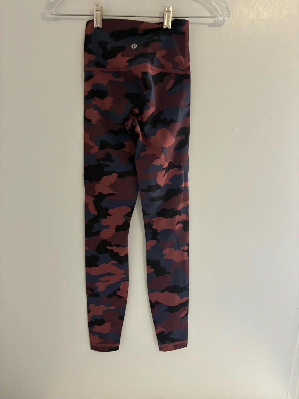 Lululemon Women’s Camo Wunder Under Leggings SZ 0
